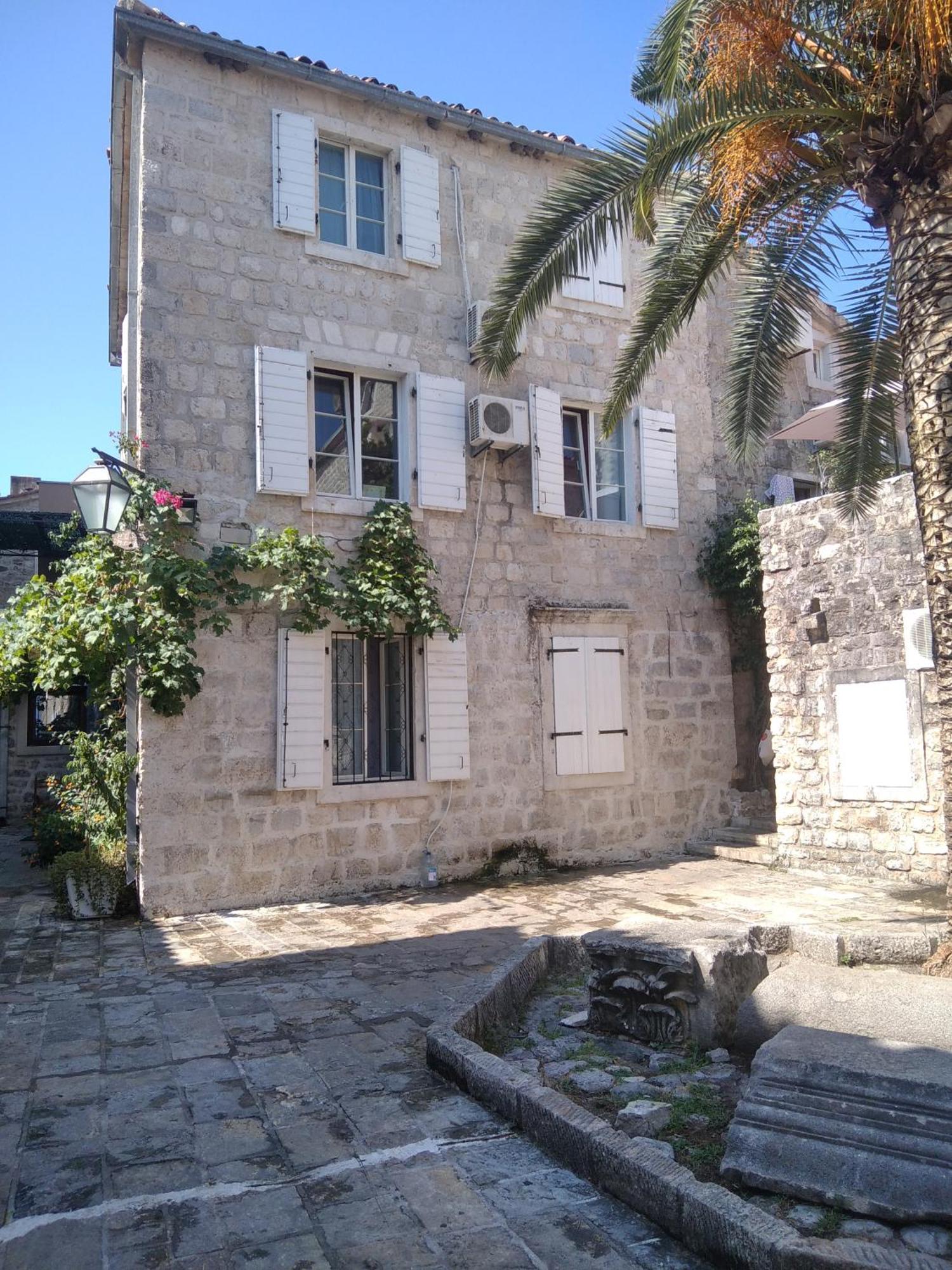 Michel Guest House Budva Exterior photo
